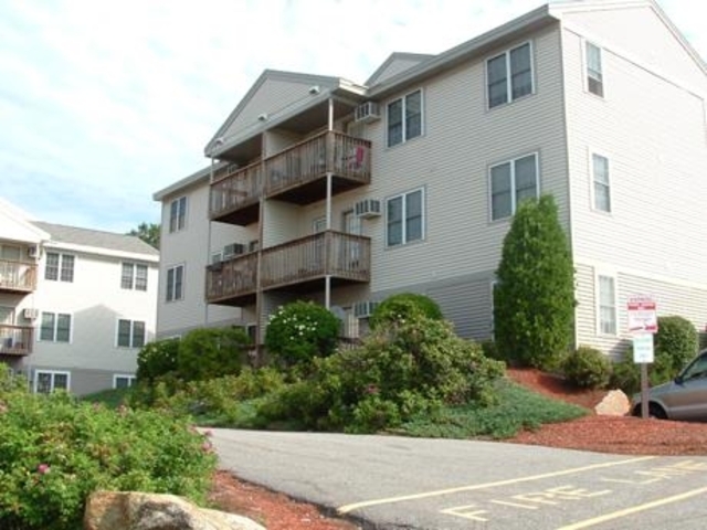 Hillview Apartments