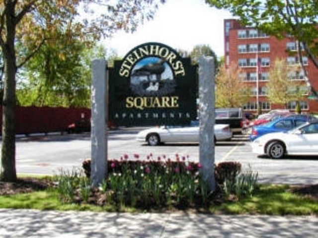 Steinhorst Square - 62 /Disabled Living Apartments