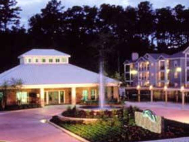 Botanica Apartments