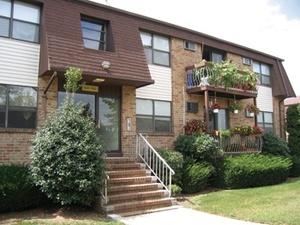 Blueberry and Edison Village | Edison, New Jersey, 08817   MyNewPlace.com