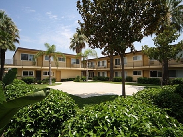Apartment for Rent in Ontario