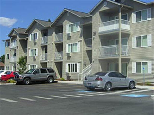 Falls Creek Apts Apartments