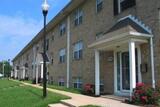 Country Club Apartments