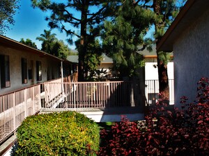 Crestwood Whittier Apartments | Whittier, California, 90602   MyNewPlace.com