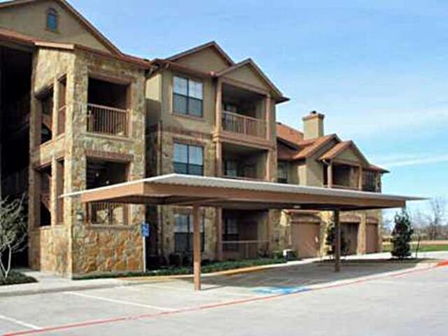 Apartment for Rent in Fort Worth
