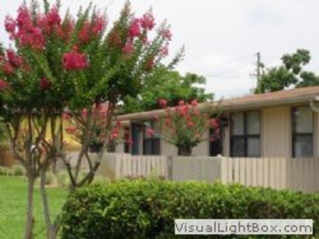 Valleybrook Apartments