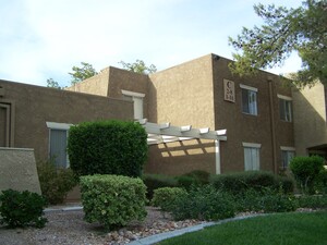 Casa De Alicia & Casa West | Boulder City, Nevada, 89005  Garden Style, MyNewPlace.com