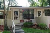 Bentwood Apartments