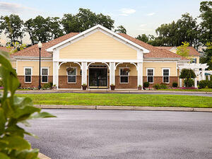 Spring Manor Apartments | Poughkeepsie, New York, 12603   MyNewPlace.com