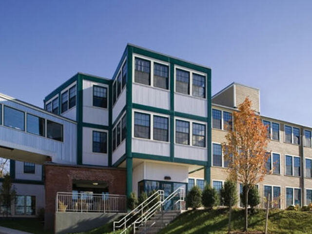 Apartment for Rent in Amesbury