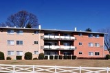 Tysons View Apartments
