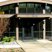 Oaks Glen Lake Apartments