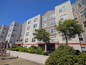 Linden Square | Seattle, Washington, 98133   MyNewPlace.com