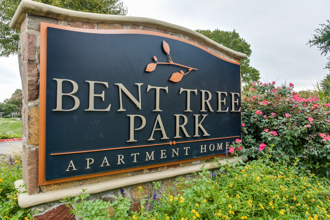 Bent Tree Park Apartments in Addison Texas