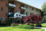 Tysons View Apartments