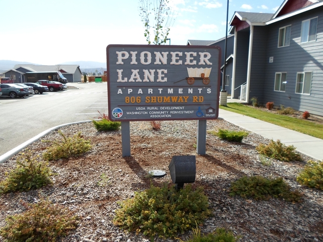 Pioneer Lane Apartments