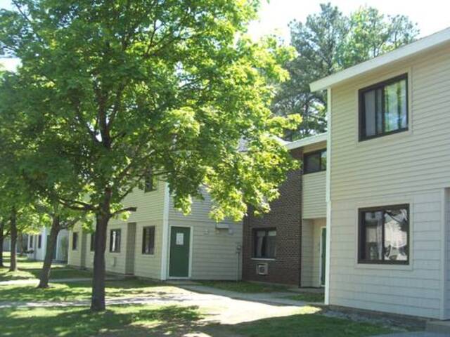 Royal Gardens Apartments