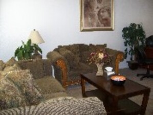 Cedar Creek Apartment Homes | Stockton, California, 95210  Triplex, MyNewPlace.com