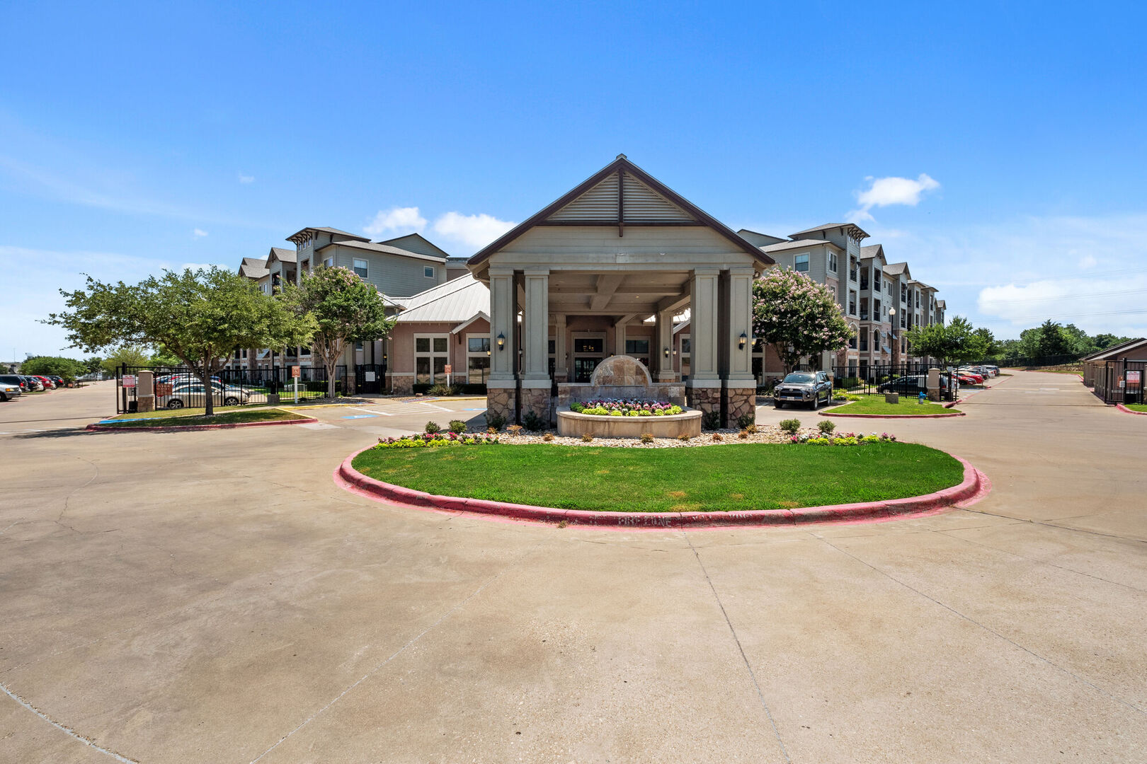 Plaza At Chase Oaks Senior Chodo apartment photo
