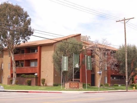 Apartment for Rent in Reseda