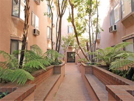 Apartment for Rent in Los Angeles