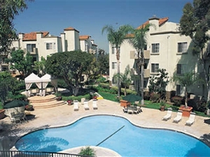 The Heights | Los Angeles, California, 90045  Mid Rise, MyNewPlace.com