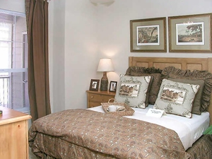 The Retreat at City Center | Aurora, Colorado, 80012   MyNewPlace.com