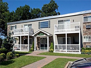 Fairfield Thunderbird Gardens | West Babylon, New York, 11704   MyNewPlace.com