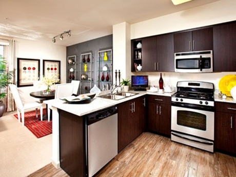 Apartment for Rent in Woodland Hills