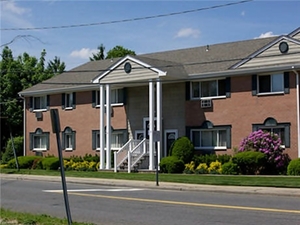 Fairfield Eastbrook Gardens | Bay Shore, New York, 11706   MyNewPlace.com