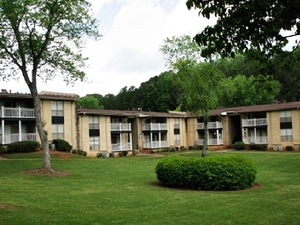 Spring Valley Apartments | Decatur, Georgia, 30032  Garden Style, MyNewPlace.com