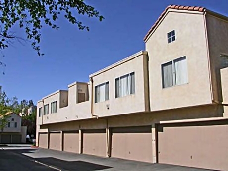 Apartment for Rent in Newhall