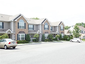 Fairfield Knolls South | Coram, New York, 11727   MyNewPlace.com