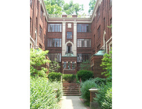 Ravenswood | Cincinnati, Ohio, 45208  Mid Rise, MyNewPlace.com