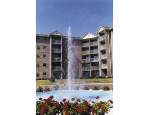 Tower Place | Cincinnati, Ohio, 45238  Mid Rise, MyNewPlace.com
