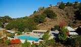 Carlmont Woods Apartments