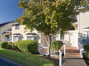 Somerset Green Townhomes | Bellevue, Washington, 98006   MyNewPlace.com