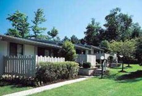 Cedarwood Apartments