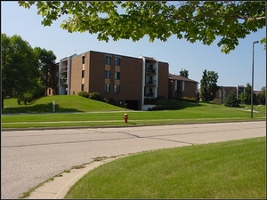 Park Plaza Apartments | Milwaukee, Wisconsin, 53223   MyNewPlace.com