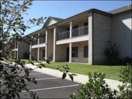 Franklin Square Manor Apartments