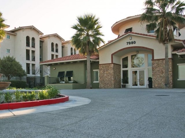 Apartment for Rent in Rancho Cucamonga