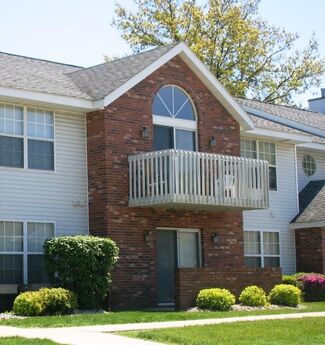 Lexington Square Apartments