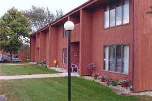 Cedarwood Apartments | Stewartville, Minnesota, 55976  Small Building, MyNewPlace.com