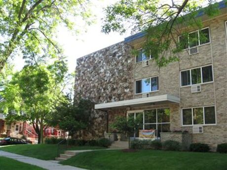 Pet Friendly for Rent in Milwaukee