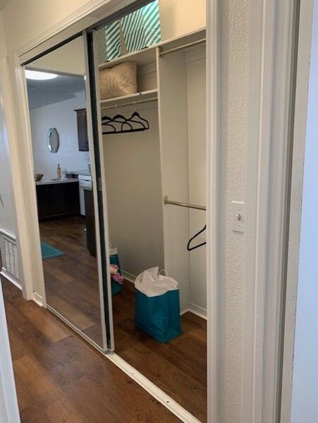 Clinton, OK - Apartment - $475.00