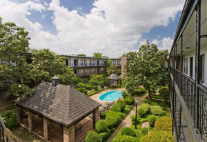 Allen House Apartments | Houston, Texas, 77019  Garden Style, MyNewPlace.com