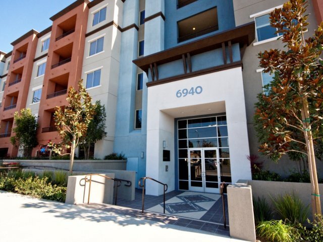 Apartment for Rent in Van Nuys