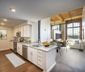 Manomet Place