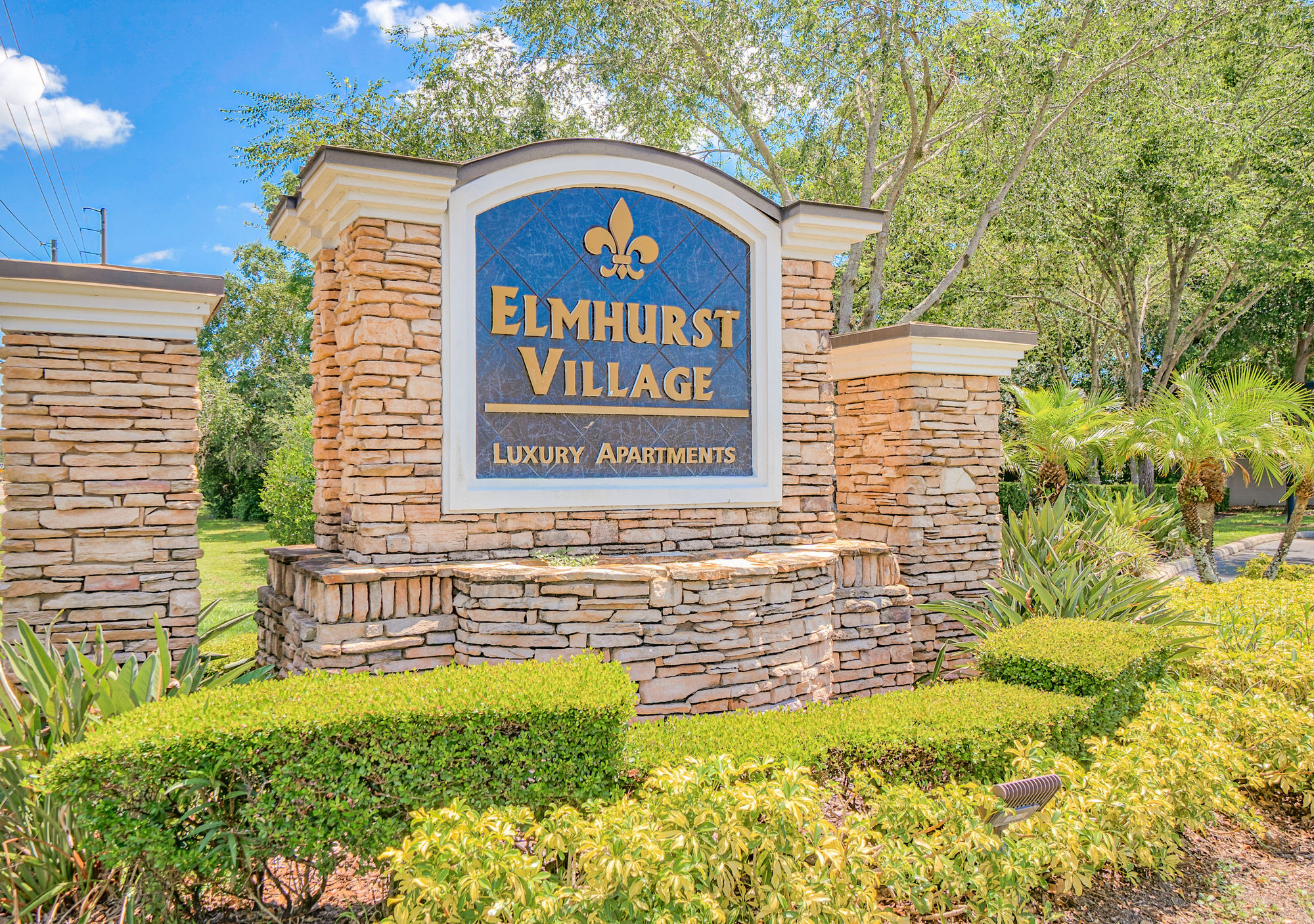 Elmhurst Village Image 52