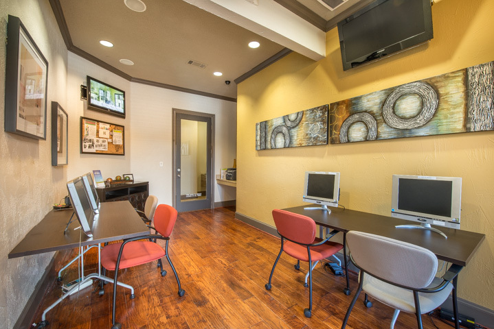 Mandalay at Shadow Lake Apartments Image 43